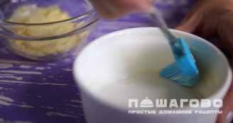 Фото приготовления рецепта: Карамельный пудинг - шаг 3