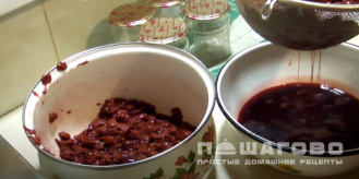 Фото приготовления рецепта: Вишневое повидло - шаг 4