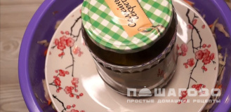 Фото приготовления рецепта: Маринад для капусты быстрого приготовления с уксусом - шаг 5
