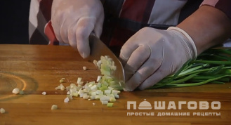 Фото приготовления рецепта: Уха ростовская - шаг 5