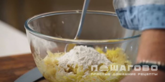 Фото приготовления рецепта: Брамбораки по-чешски - шаг 3