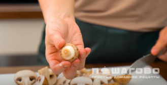 Фото приготовления рецепта: Томленая говядина с овощами - шаг 11