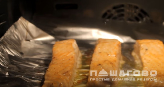 Фото приготовления рецепта: Стейк из рыбы - шаг 3