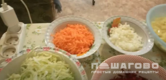 Фото приготовления рецепта: Борщ без томатной пасты - шаг 7