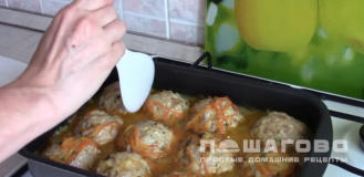 Фото приготовления рецепта: Мясные тефтели из свиного фарша - шаг 10