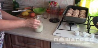 Фото приготовления рецепта: Мясные тефтели из свиного фарша - шаг 6