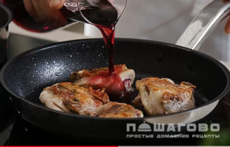 Фото приготовления рецепта: Курица по-итальянски - шаг 5