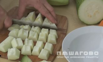 Фото приготовления рецепта: Овощное рагу с мясом в казане - шаг 1