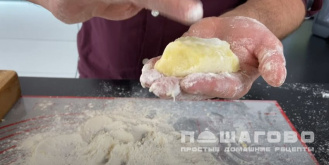 Фото приготовления рецепта: Картофельные пирожки с мясом на сковороде - шаг 14