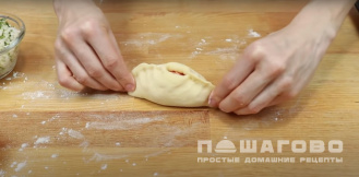 Фото приготовления рецепта: Расстегай с рыбой - шаг 9