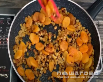 Фото приготовления рецепта: Азербайджанский плов с бараниной и каштанами - шаг 3