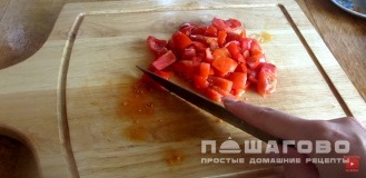 Фото приготовления рецепта: Жареная баклажанная икра кусочками - шаг 6