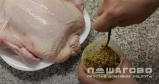 Фото приготовления рецепта: Курица с яблоками в медово-горчичном маринаде - шаг 2
