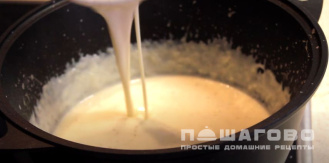 Фото приготовления рецепта: Каннелони под соусом бешамель - шаг 9