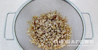 Фото приготовления рецепта: Суп щи по-уральски с перловкой - шаг 7