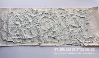 Фото приготовления рецепта: Творожный рулет с зеленью из лаваша - шаг 4