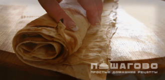 Фото приготовления рецепта: Рулет из лаваша с курицей и сыром - шаг 3