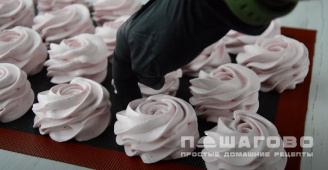 Фото приготовления рецепта: Домашний зефир - шаг 14