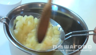 Фото приготовления рецепта: Суп-пюре из картофеля - шаг 4