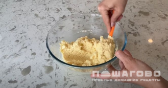 Фото приготовления рецепта: Домашние «Рафаэлло» с миндалем - шаг 3