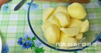 Фото приготовления рецепта: Жаркое по-деревенски со свиными ребрами - шаг 6