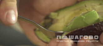 Фото приготовления рецепта: Овощной салат с индейкой - шаг 3