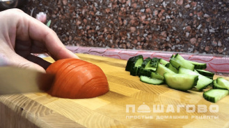 Фото приготовления рецепта: ПП шаурма с курицей в лаваше - шаг 2