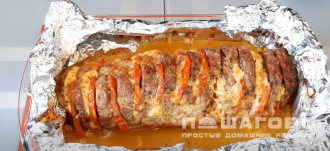 Фото приготовления рецепта: Антрекот в духовке с помидорами и сыром - шаг 7