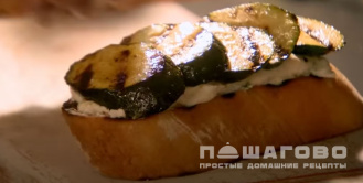 Фото приготовления рецепта: Брускетта с кабачками - шаг 3