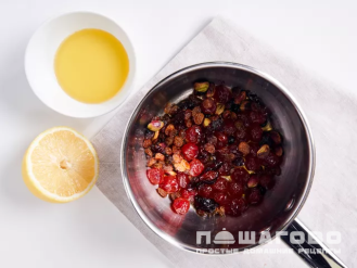 Фото приготовления рецепта: Каша из булгура с изюмом - шаг 3