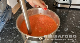 Фото приготовления рецепта: Испанский суп Гаспачо - шаг 7