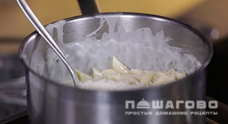 Фото приготовления рецепта: Пенне «Четыре сыра» (Quattro formaggi) - шаг 5