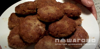 Фото приготовления рецепта: Котлеты из плотвы с костями - шаг 9
