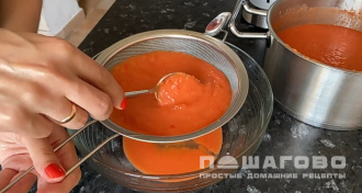 Фото приготовления рецепта: Испанский суп Гаспачо - шаг 8