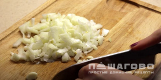 Фото приготовления рецепта: Каннелони под соусом бешамель - шаг 2