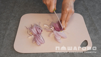 Фото приготовления рецепта: Спагетти с овощами и соевым соусом - шаг 2