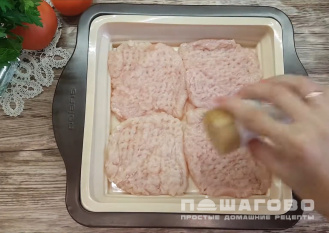 Фото приготовления рецепта: Диетическое мясо по-французски - шаг 4