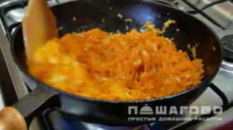 Фото приготовления рецепта: Начинка из тыквы для блинов - шаг 2