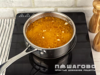 Фото приготовления рецепта: Харчо с курицей и картошкой - шаг 5