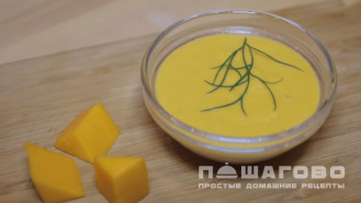Фото приготовления рецепта: Простой сырный соус - шаг 3