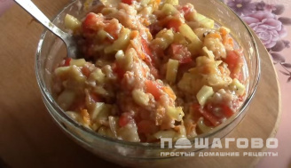 Фото приготовления рецепта: Кабачки, фаршированные мясом в духовке - шаг 7