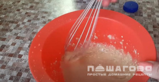 Фото приготовления рецепта: Овсяный блин с сыром - шаг 2