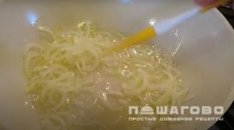 Фото приготовления рецепта: Овощной плов с шампиньонами - шаг 1