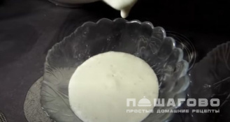 Фото приготовления рецепта: Вегетарианские мини-чизкейки без выпечки - шаг 5