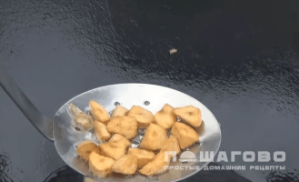 Фото приготовления рецепта: Овощное рагу с мясом в казане - шаг 3