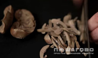 Фото приготовления рецепта: Рассольник с почками - шаг 6