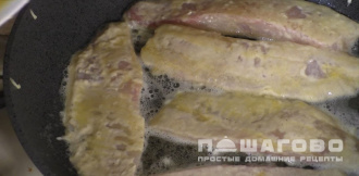 Фото приготовления рецепта: Тилапия жареная на сковороде - шаг 5