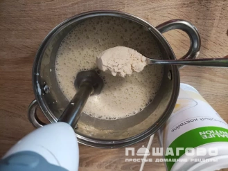Фото приготовления рецепта: Протеиновые оладьи - шаг 2