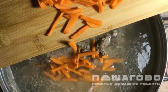 Фото приготовления рецепта: Гречневый суп со свининой - шаг 2