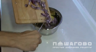 Фото приготовления рецепта: Соус для устриц классический - шаг 3